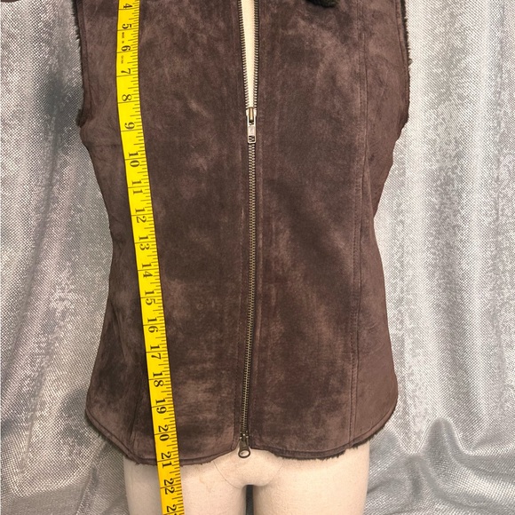 Madison Studio Dark Brown Vest with Black Collar - Picture 7 of 11
